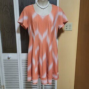 Signature by Robbie Bee Ladies Beautiful Orange White Dress